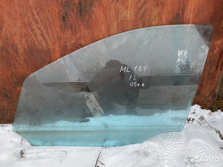 Стекло переднее левое mercedes w 164 2005 г.в