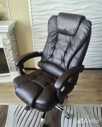 Компьютерное кресло руководителя