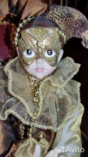 Кукла музыкальная