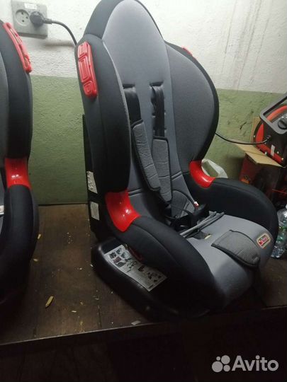 Детское автомобильное кресло бу