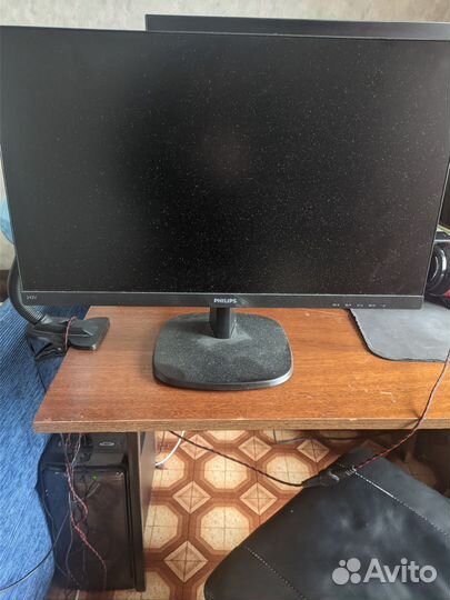 Монитор Philips