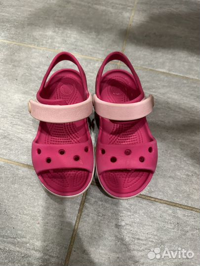 Сандалии для девочки