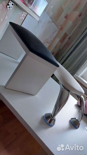 Подставка для маникюра