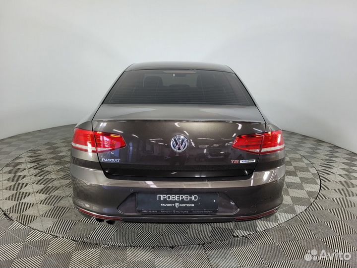 Volkswagen Passat, 2015