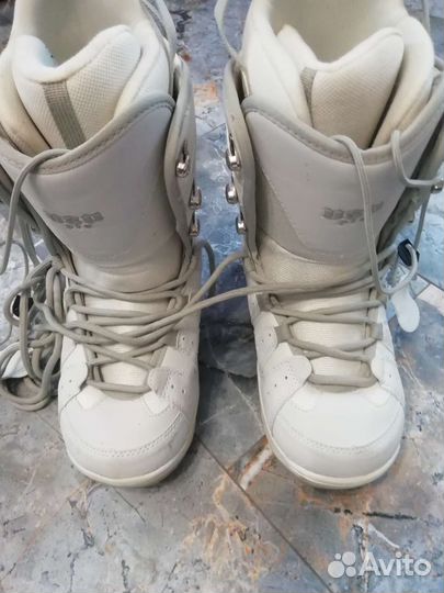 Ботинки для сноуборда жен. 40р