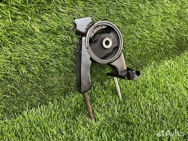 Подушка двигателя задняя Toyota Sienta NCP81 1nzfe