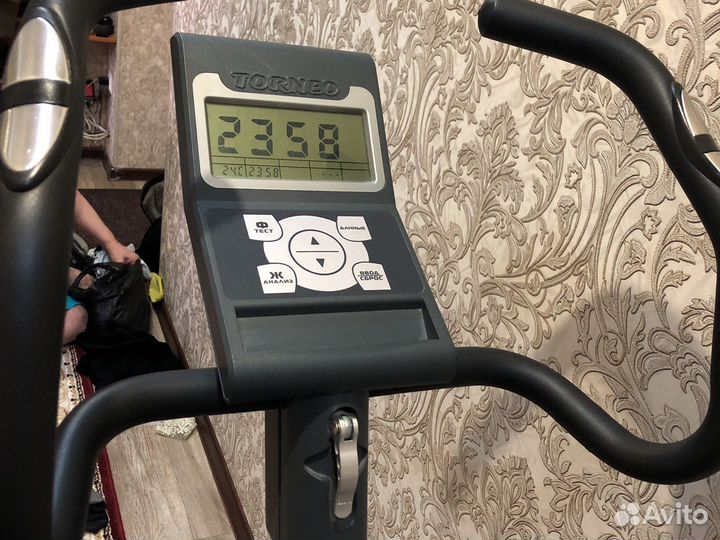 Велотренажер torneo