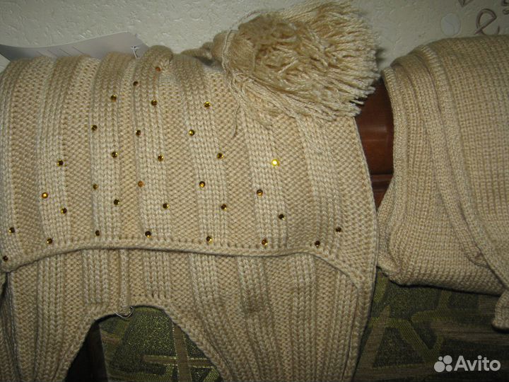 Новый комплект для девочки (шапка и шарф)