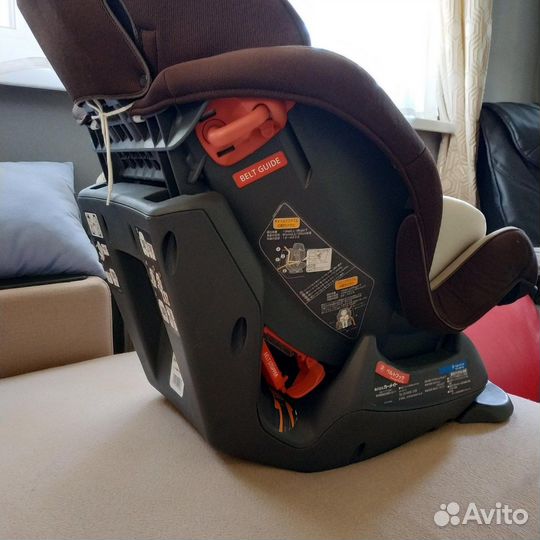 Детское автокресло carmate