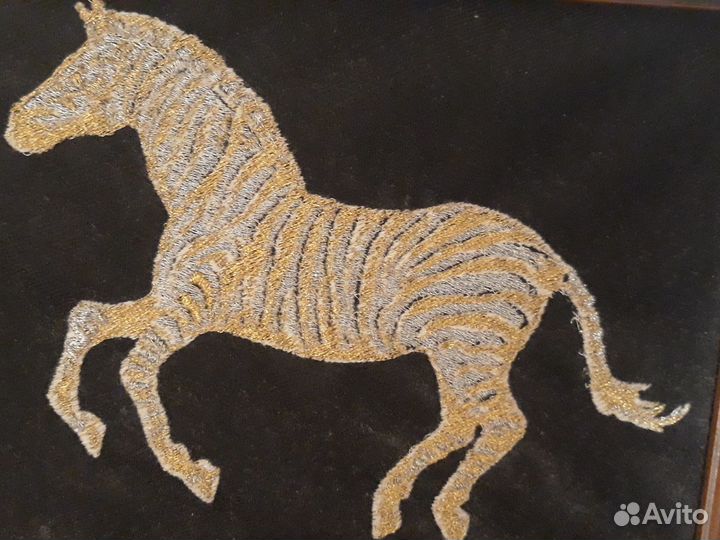 Машинная вышивка