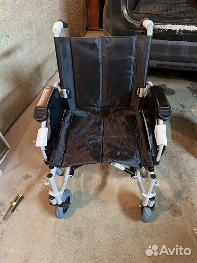 Коляска инвалидная Alpha 20