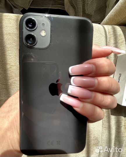 iPhone 11 128