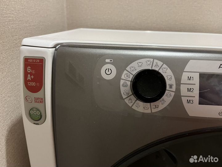 Стиральная машинка Hotpoint Ariston Aqualtis 6кг