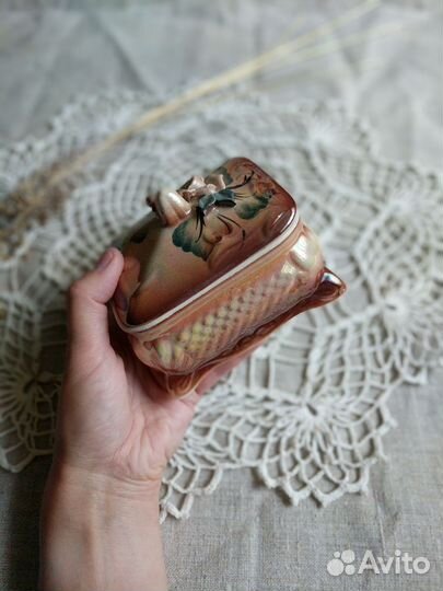 Шкатулка керамическая