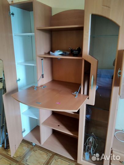 Стенка в гостиную