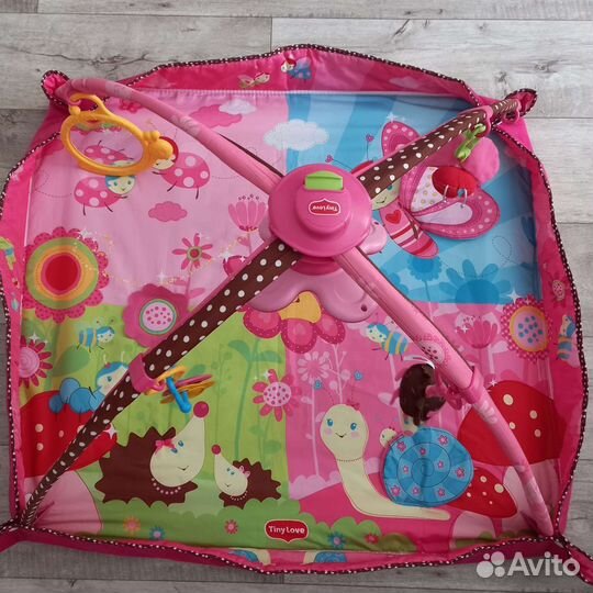 Развивающий коврик tiny love принцесса