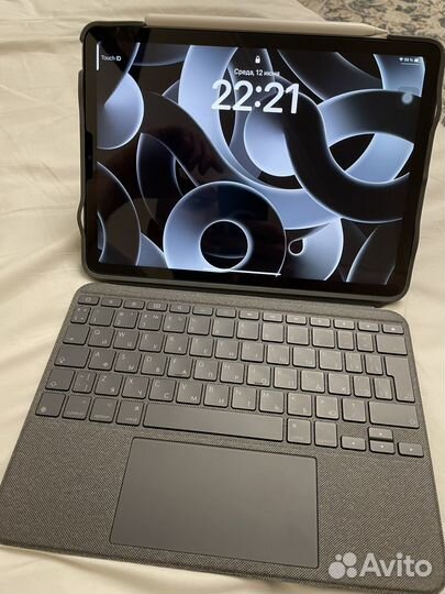 Logitech combo touch iPad air 4/5