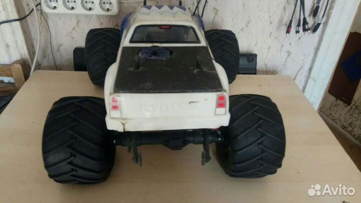 Mad Force радиоуправляемый внедорожник модель