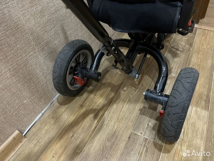 Трехколесный велосипед коляска