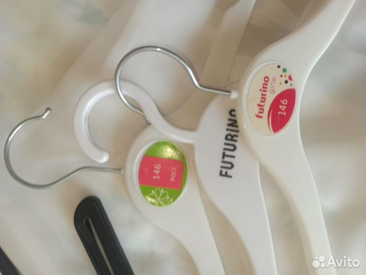 Плечики детские, вешалки для одежды пакетом