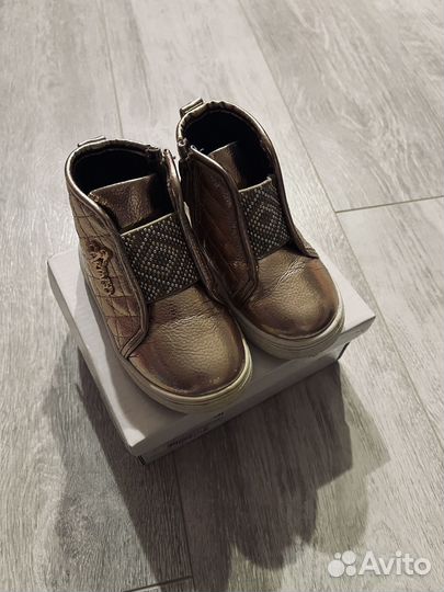 Ботиночки детские для девочки