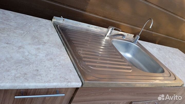 Большая и красивая кухня доставка грузчики