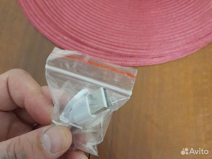 Адаптер и зарядный провод оригинал айфоно