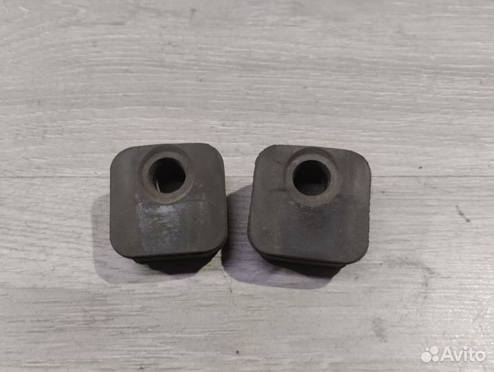 Подушка радиатора volkswagen passat b5