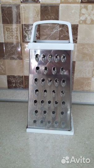 Набор для специй, лимонница, терка, приборы, банки