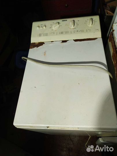 Стиральная машина с вертикальной загрузкой