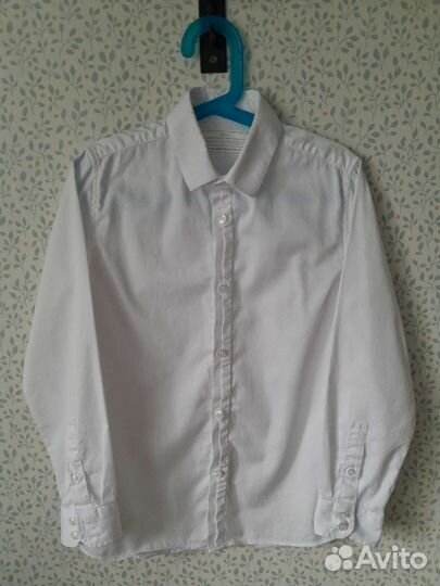 Рубашка белая next 134 с набивным рисунком