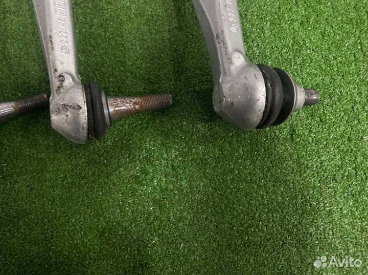 Продольный рычаг передний правый Mercedes-Benz