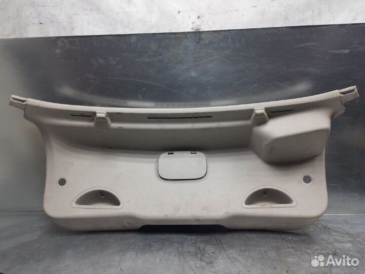 Обшивка двери багажника Renault Laguna Ii