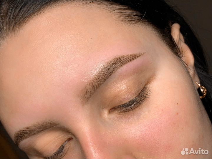 Оформление и окрашивание бровей