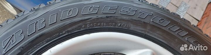 Bridgestone Blizzak DM-V1 245/65 R17