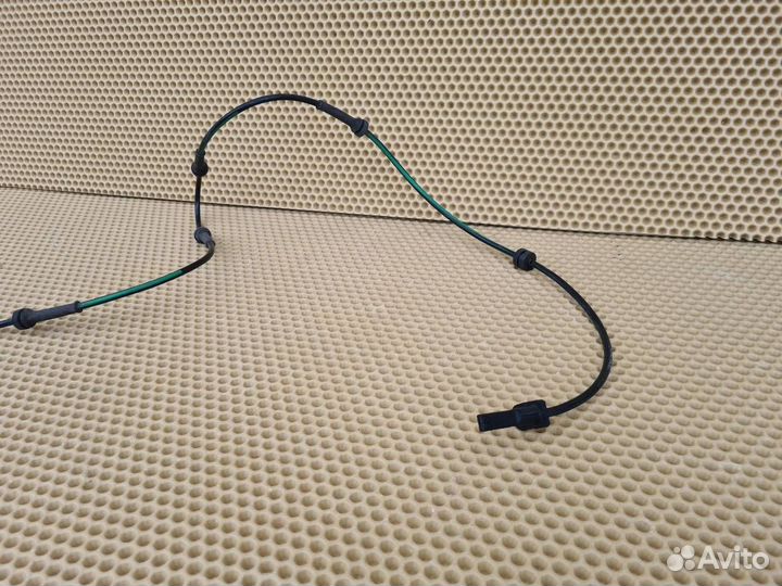 Датчик abs передний Infiniti M Q70 Y51