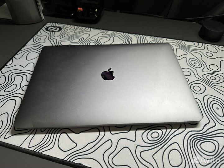 Macbook pro 15 (2019), 512 Гб, Core i9, RAM 16 Гб