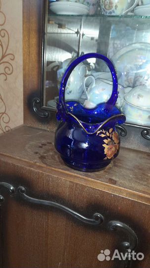 Сервировка стола и посуда