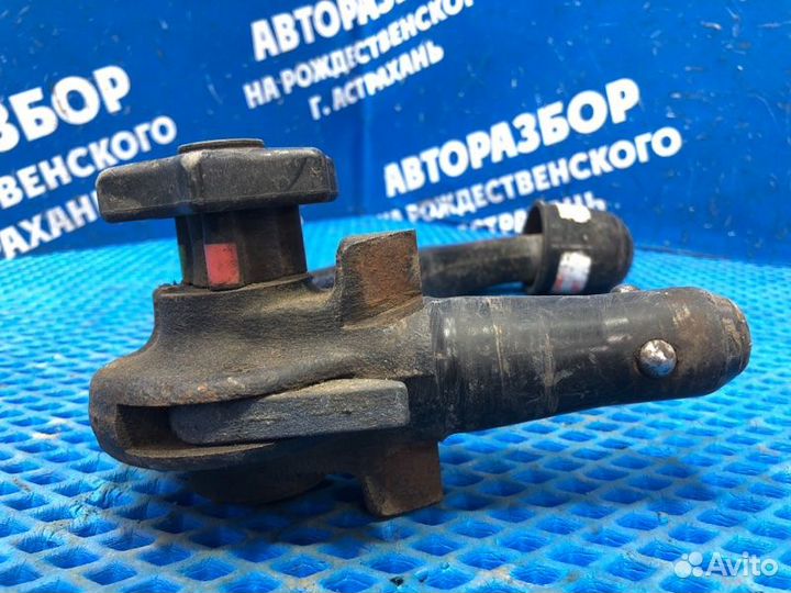 Фаркоп Volkswagen Passat B5 седан 2005