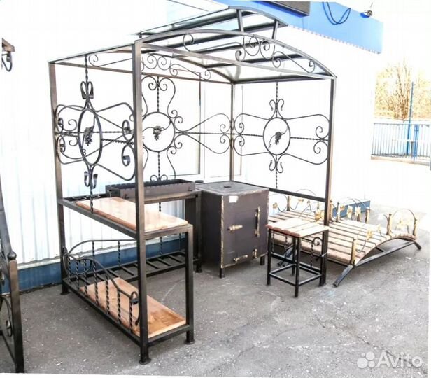 Мангал С крышей