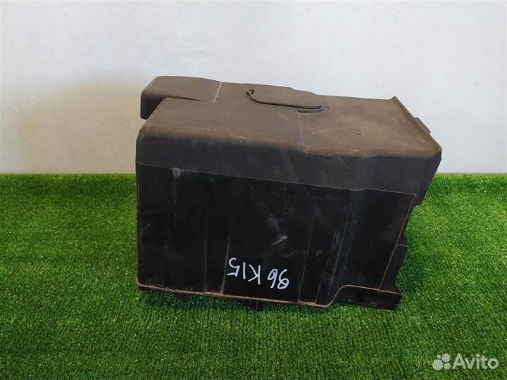 Крышка аккумулятора Peugeot 307 (3H) 2006