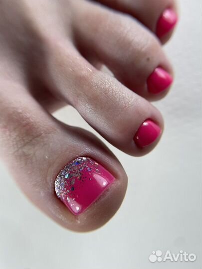 Эстетический педикюр