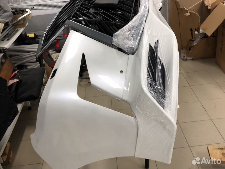 Бампер задний Lexus LX 570 оригинал