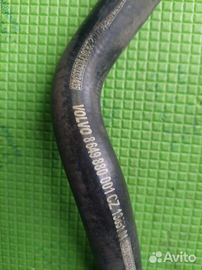 Патрубок Volvo XC90 1