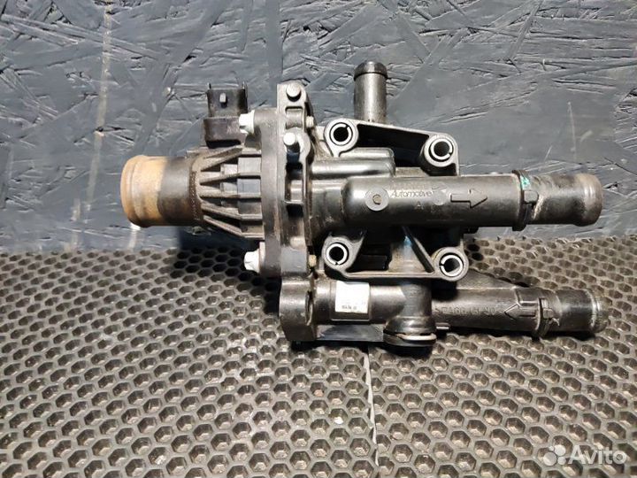 Корпус термостата Opel Astra J A18XER 2012