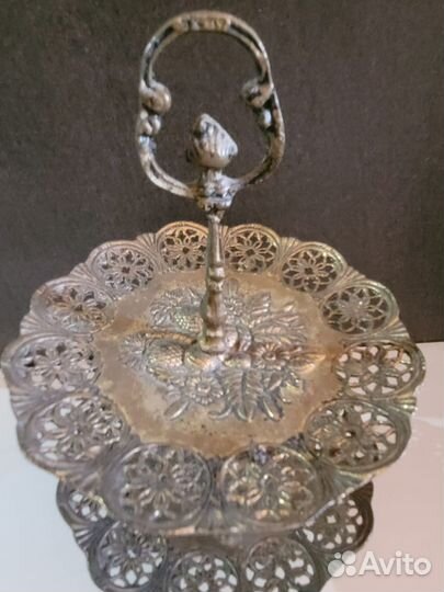 Фруктовница,конфетница этажерная из бронзы