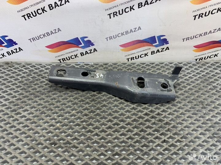 Кронштейн перекидок правый Scania 5-series