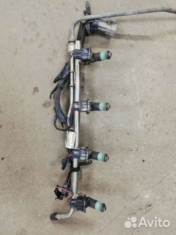 Топливная рампа с форсунками ваз приора 1,6 16кл