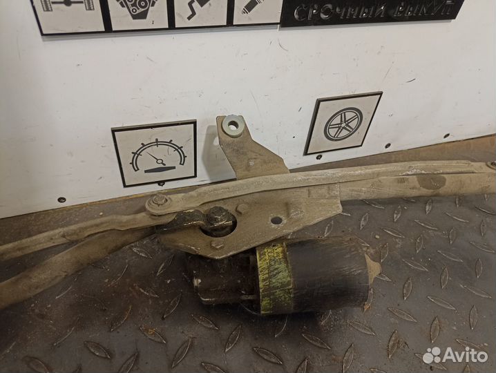 Трапеция стеклоочистителей для VW Passat B3