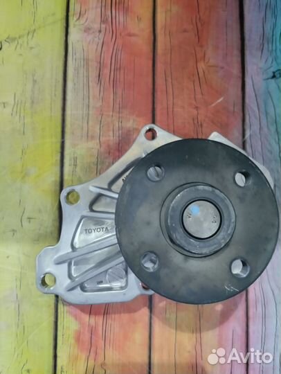 Помпа на toyota
